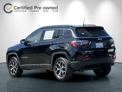 Diamond Black 2025 Jeep Compass Limited