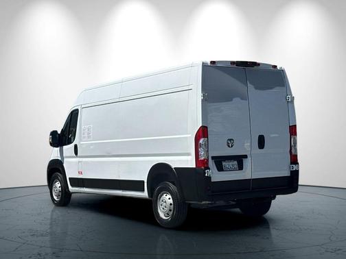 Bright White Clearcoat 2023 RAM ProMaster 2500 High Roof