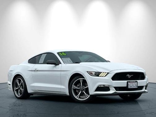 2016 Ford Mustang V6