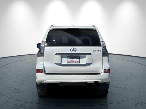 White 2017 Lexus GX 460 Base