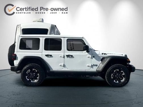 Bright White Clearcoat 2025 Jeep Wrangler 4xe Rubicon