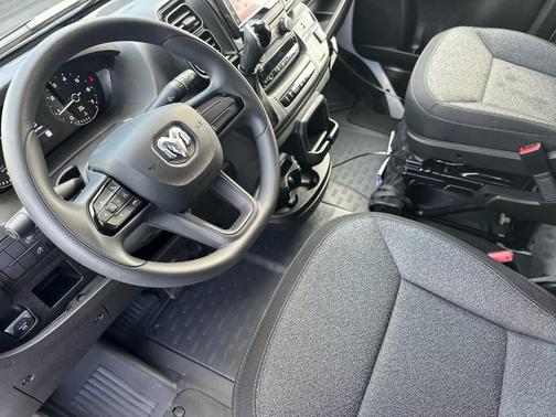 2025 RAM ProMaster 2500 High Roof