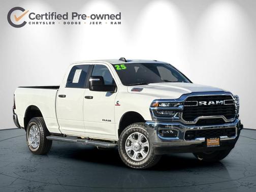 Bright White Clearcoat 2025 RAM 2500 Big Horn