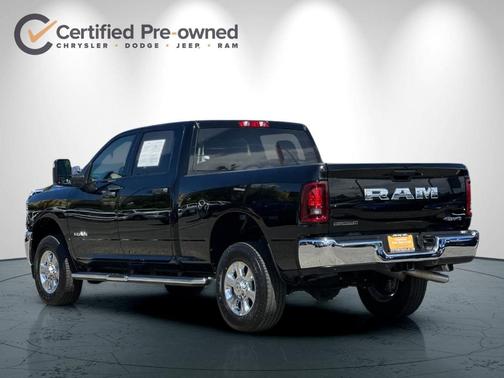 Diamond Black 2026 RAM 2500 Big Horn