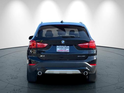2021 BMW X1 sDrive28i