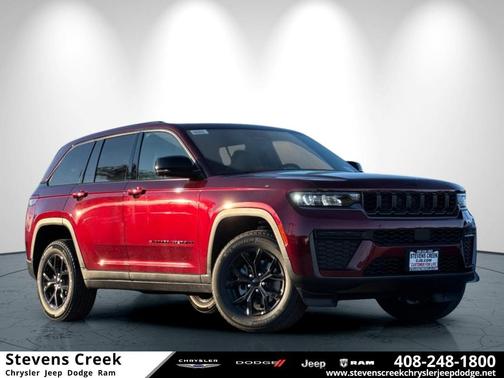 2026 Jeep Grand Cherokee Laredo