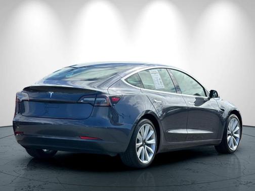 Gray 2020 Tesla Model 3 Standard Range Plus