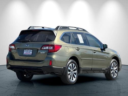 Wilderness Green Metallic 2015 Subaru Outback 2.5i Limited