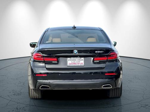 2022 BMW 530 i