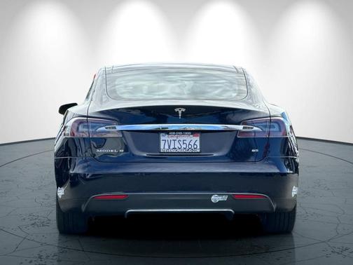 Blue 2014 Tesla Model S Base