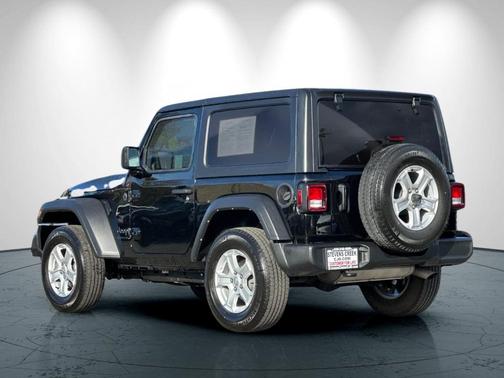 2022 Jeep Wrangler Sport