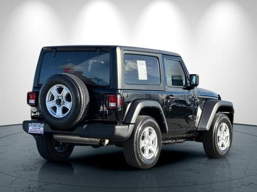2022 Jeep Wrangler Sport