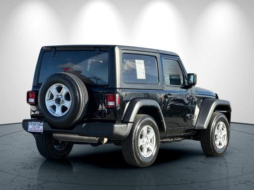 2022 Jeep Wrangler Sport