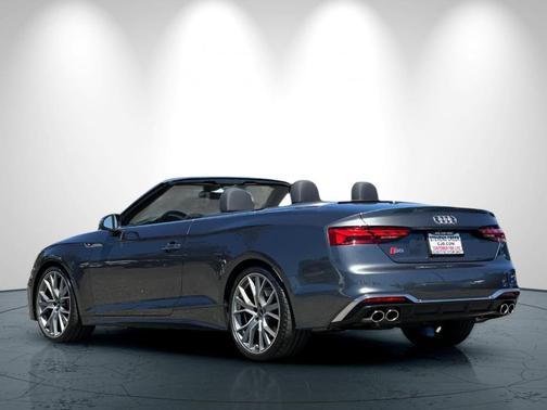 Daytona Gray Pearl Effect w/ Black Roof 2023 Audi S5 3.0T Prestige