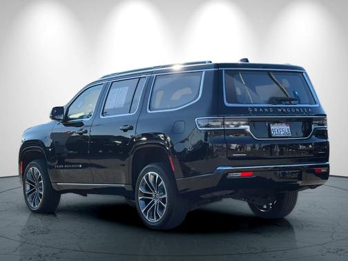2022 Jeep Grand Wagoneer Series III
