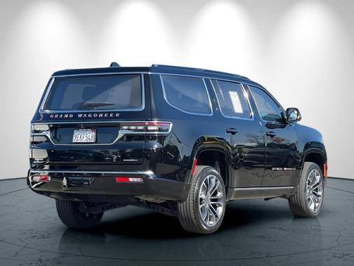 2022 Jeep Grand Wagoneer Series III
