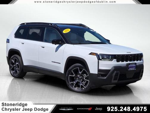 Bright White Clearcoat 2026 Jeep Cherokee Overland