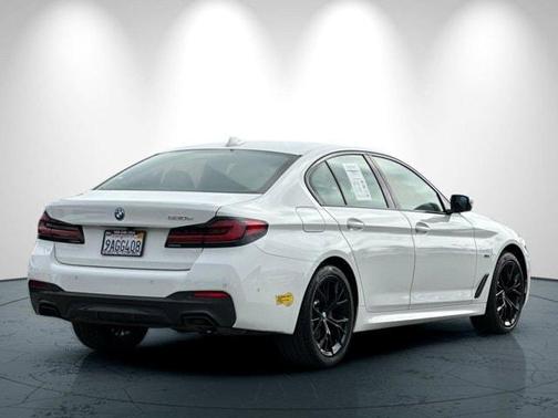 2022 BMW 530e 530e