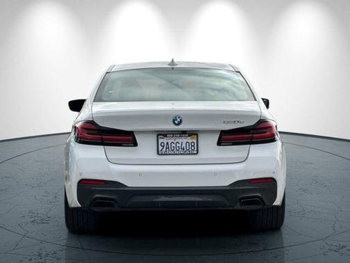 2022 BMW 530e 530e