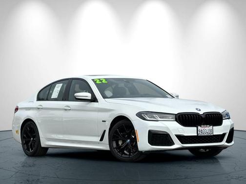 2022 BMW 530e 530e