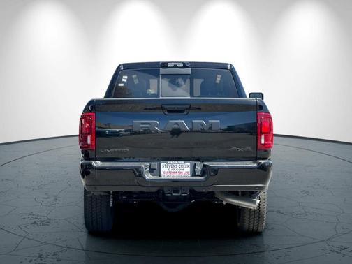 Diamond Black 2026 RAM 2500 Limited