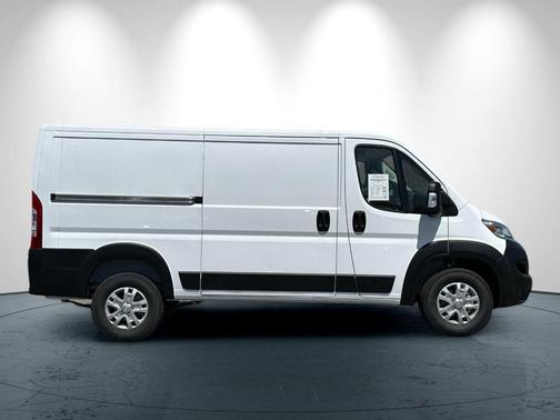 2024 RAM ProMaster 1500 Low Roof