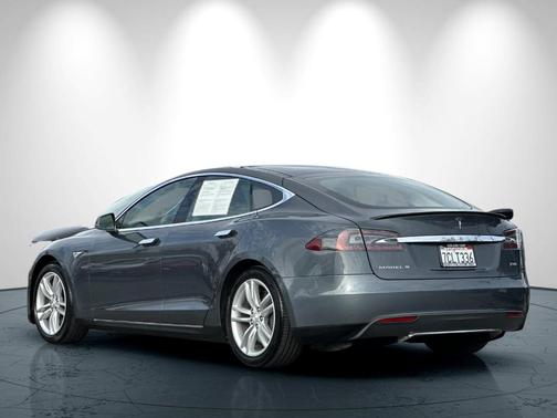 2013 Tesla Model S Performance