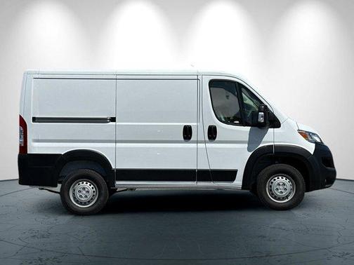 2024 RAM ProMaster 1500 Low Roof