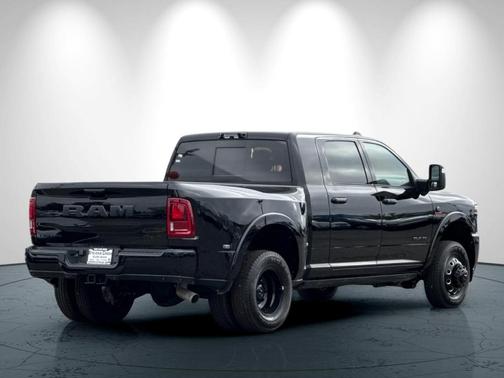 2025 RAM 3500 Limited
