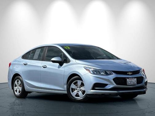 2017 Chevrolet Cruze LS