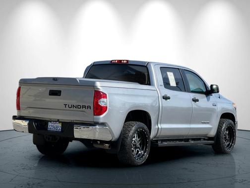2018 Toyota Tundra Platinum