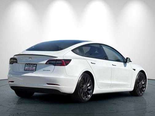 2022 Tesla Model 3 Performance