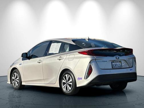 2017 Toyota Prius Prime Advanced