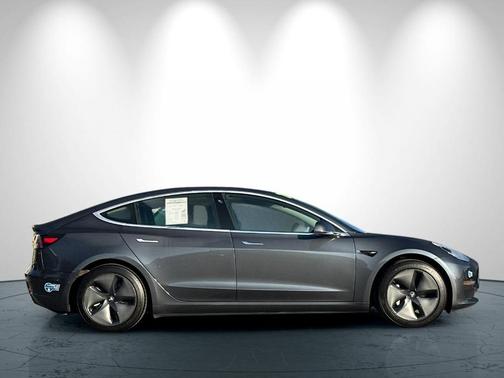 2020 Tesla Model 3 Standard
