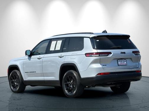 2024 Jeep Grand Cherokee L Laredo