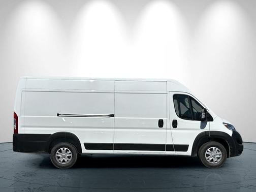 2026 RAM ProMaster 3500 High Roof