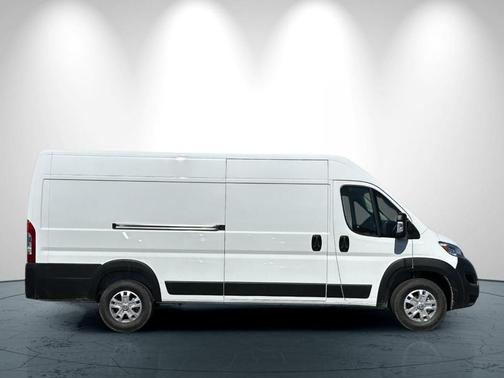Bright White 2026 RAM ProMaster 3500 High Roof