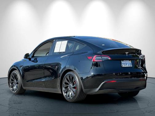 2023 Tesla Model Y Performance