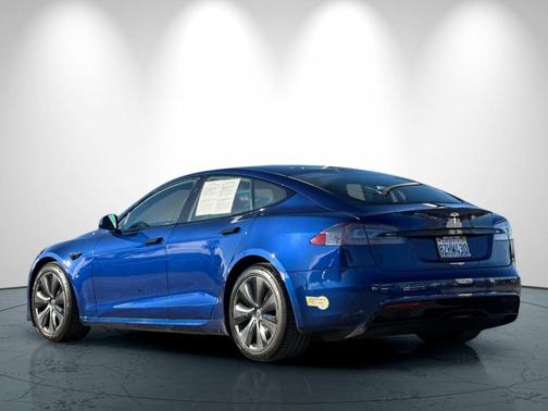 2022 Tesla Model S Base