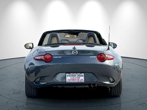 2016 Mazda MX-5 Miata Grand Touring