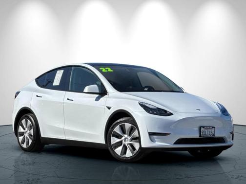 2022 Tesla Model Y Long Range