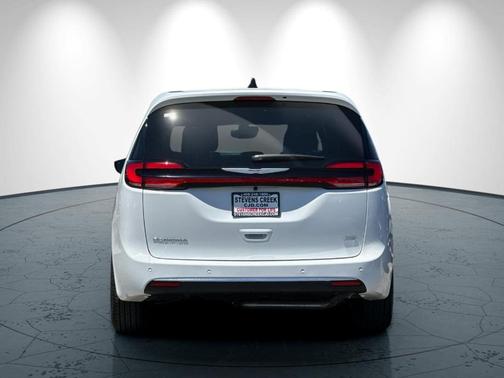 Bright White 2026 Chrysler Pacifica Select AWD