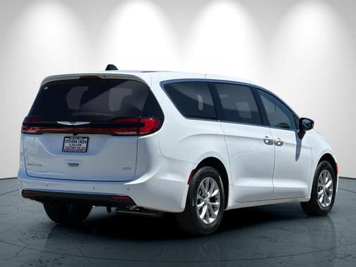Bright White 2026 Chrysler Pacifica Select AWD