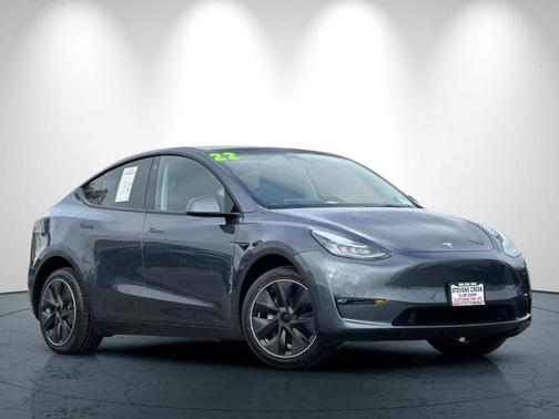 2022 Tesla Model Y Long Range
