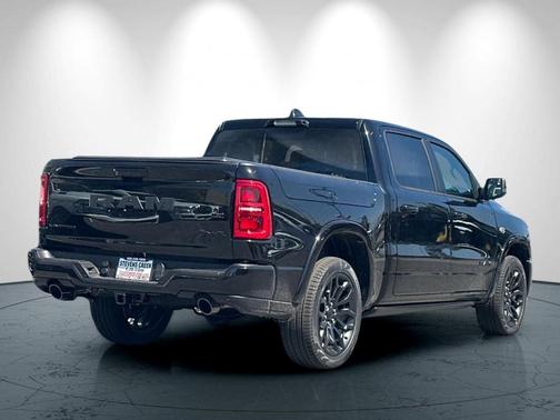 Diamond Black 2026 RAM 1500 Limited