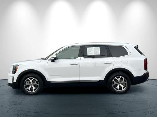 Glacial White Pearl 2022 Kia Telluride EX