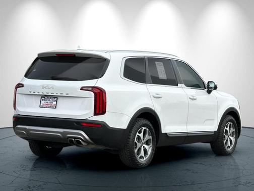 Glacial White Pearl 2022 Kia Telluride EX