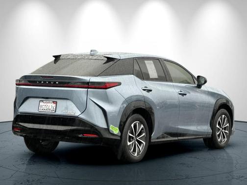 2023 Lexus RZ 450e Premium