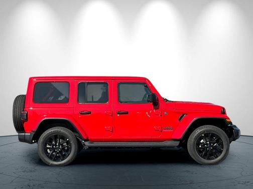 2025 Jeep Wrangler 4xe Sahara