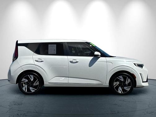 2023 Kia Soul GT-Line 2.0L